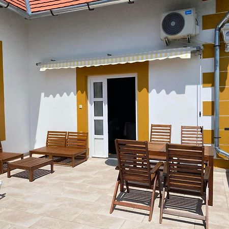 Bacchus Apartman - Borbarlang, Badacsony Badacsonytomaj Bagian luar foto