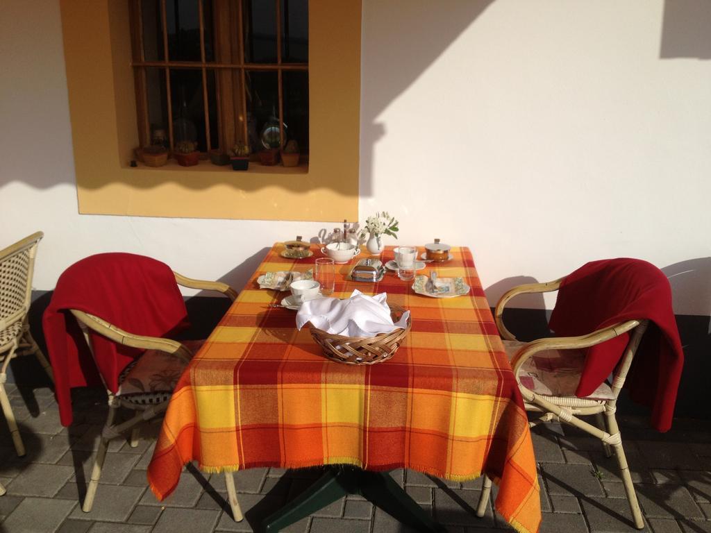 Bacchus Apartman - Borbarlang, Badacsony Badacsonytomaj Bagian luar foto